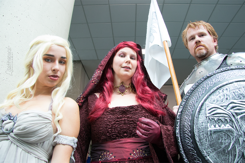 Daenerys, Melisandre, and a Stark bannerman. Image Credit: John Austin